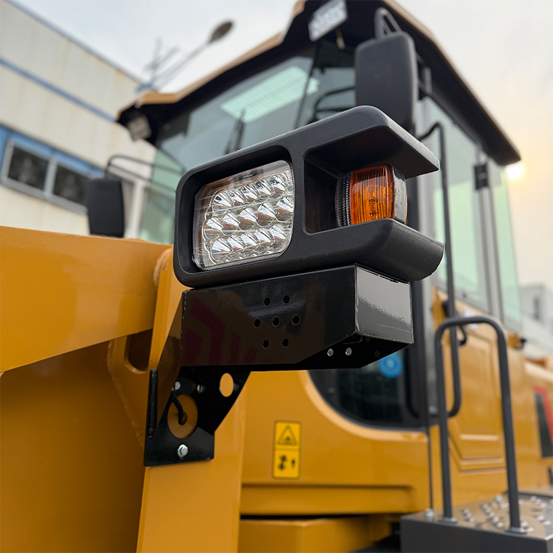 Chargeuse sur pneus compacte à vendre