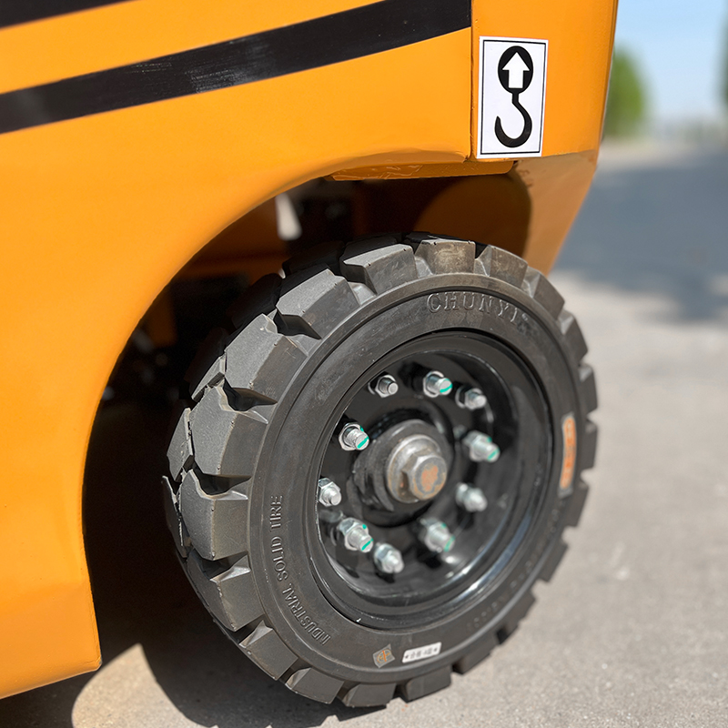 Petits chariots élévateurs électriques