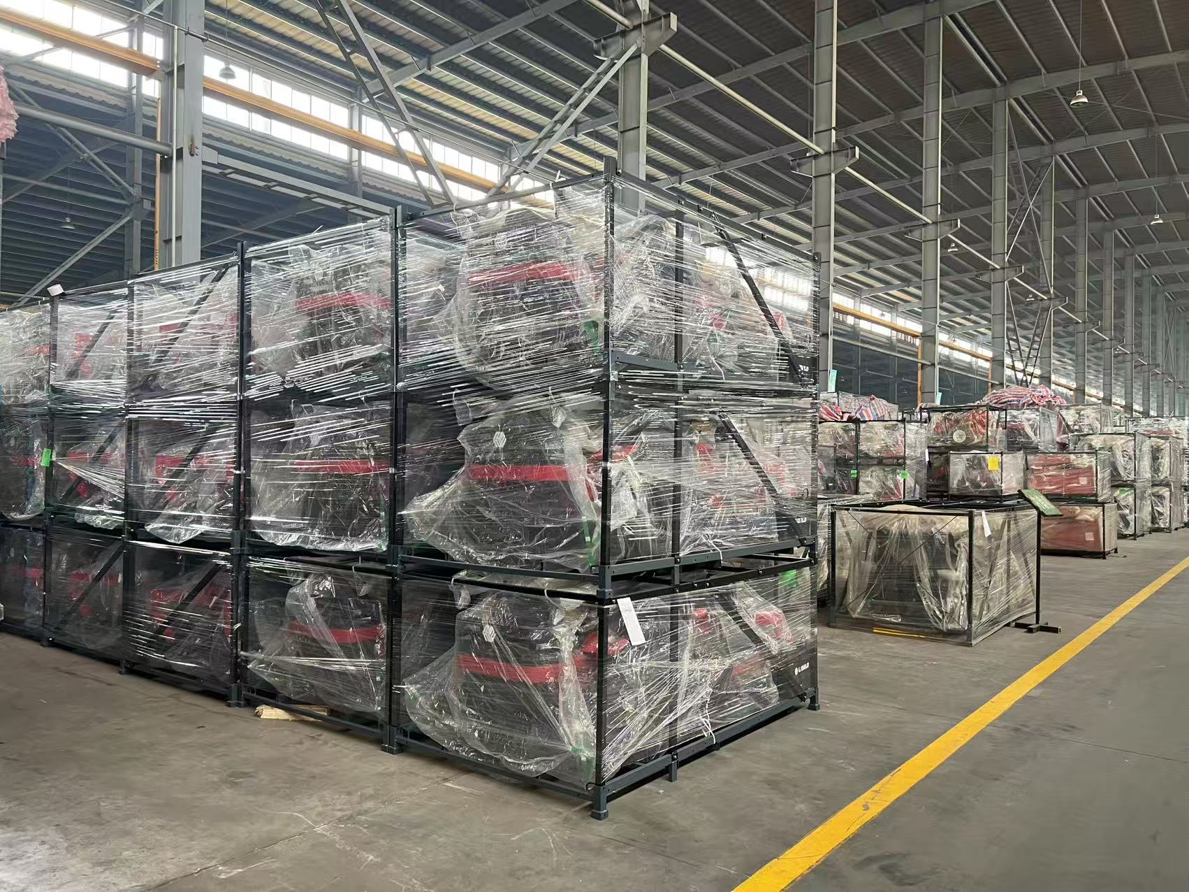 Tondeuses à gazon en stock dans les entrepôts européens d'outre-mer