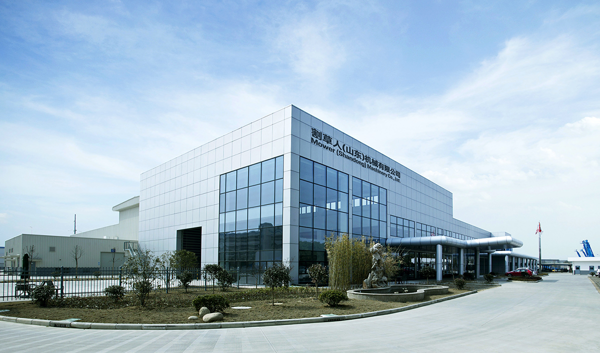 Petite tondeuse à gazon